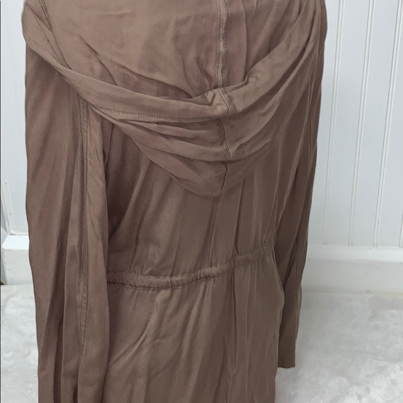 Sophie Rue Lightweight Jacket - Picture 2 of 2